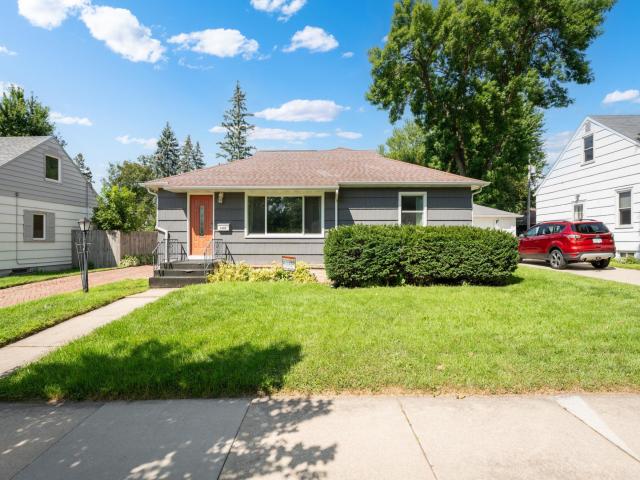 1409 14th Avenue NW Rochester MN 55901 - MLS# 7129434