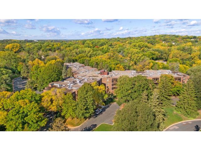 5601 Dewey Hill Road Unit 210 Edina MN 55439 - MLS# 7129619