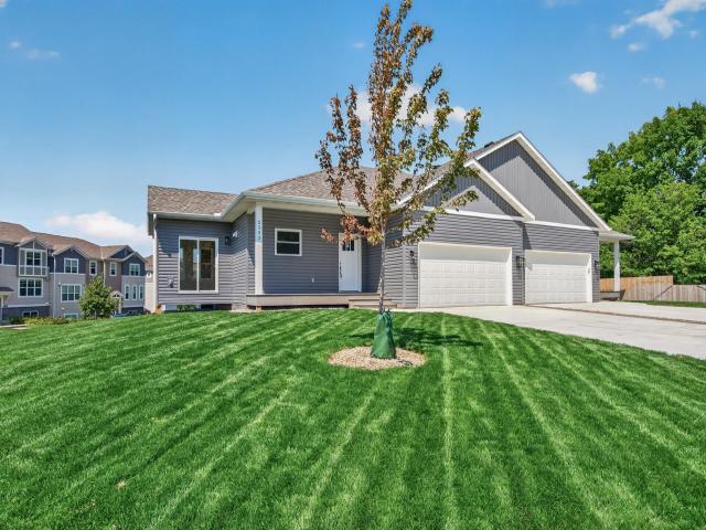 2353 7th Ave E North Saint Paul MN 55109 - MLS# 7129663