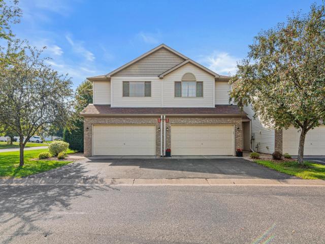 211 Stallion Lane Lino Lakes MN 55014 - MLS# 7129716