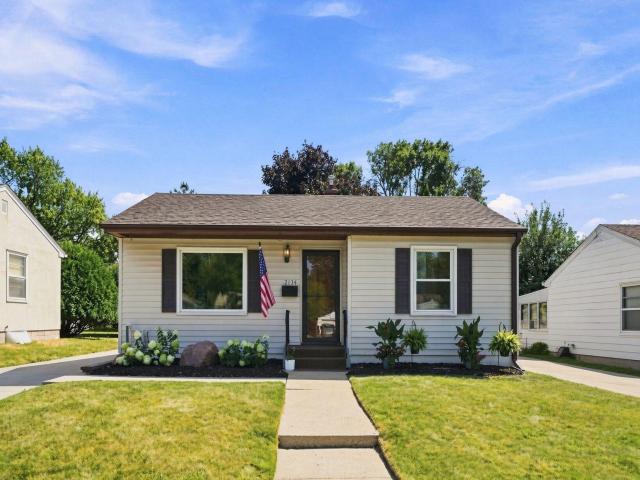 2134 4th Street E Saint Paul MN 55119 - MLS# 7129770