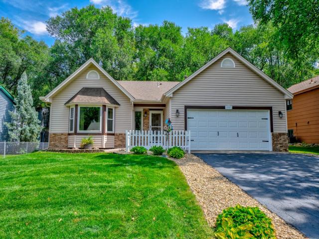 13221 Court Place Burnsville MN 55337 - MLS# 7129778