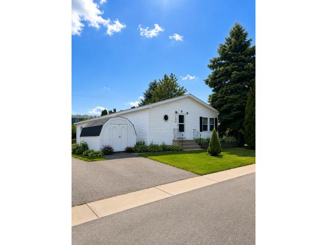 150 Star Circle Vadnais Heights MN 55127 - MLS# 7129825