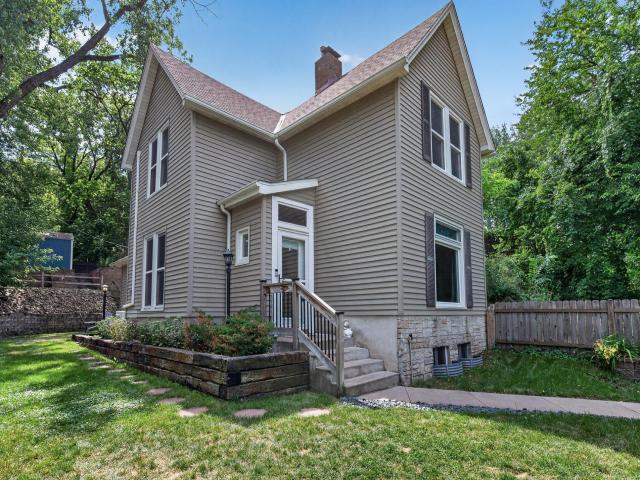 412 Winona Street E Saint Paul MN 55107 - MLS# 7130088