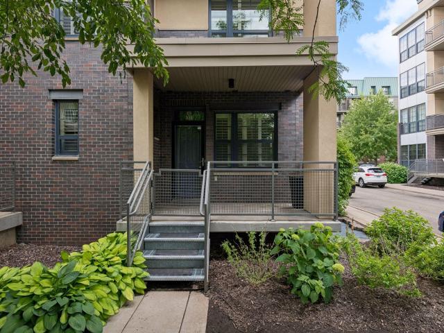 2566 Ellis Avenue Unit 104 Saint Paul MN 55114 - MLS# 7130361