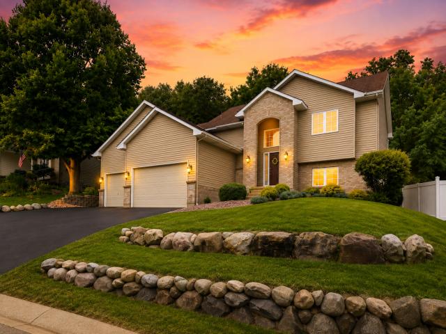 18949 Embry Avenue Farmington MN 55024 - MLS# 7130376