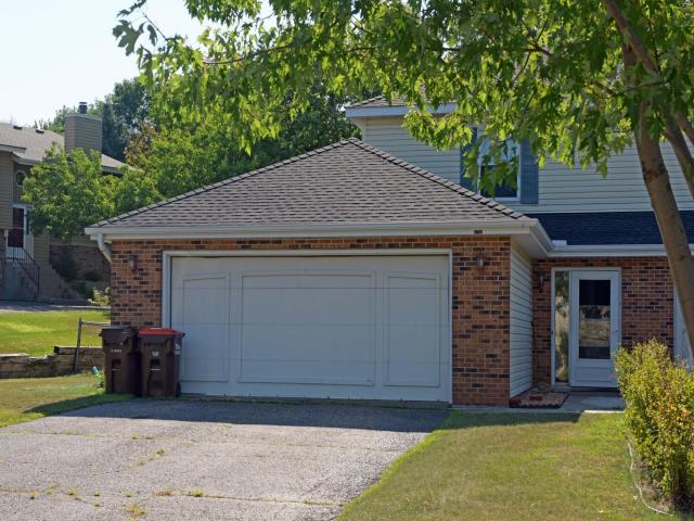 6781 Sherwood Road Woodbury MN 55125 - MLS# 7130496