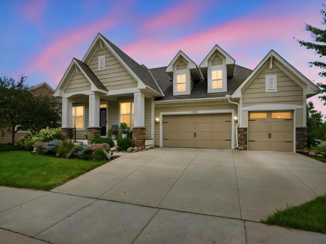 16588 E Lake Drive Lakeville MN 55044 - MLS# 7130538