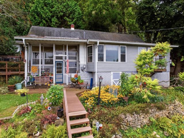 149 E Lake Boulevard Winona MN 55987 - MLS# 7130625