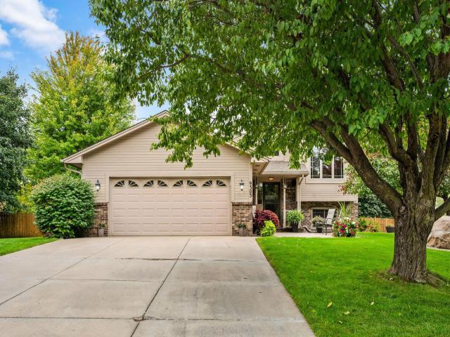 9303 Washburn Avenue N Brooklyn Park MN 55444 - MLS# 7130636