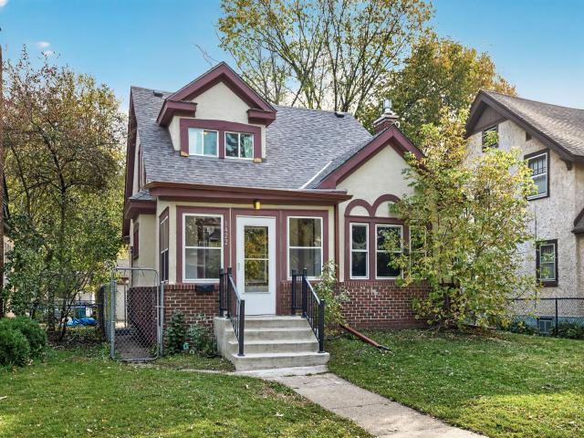 1422 Queen Avenue N Minneapolis MN 55411 - MLS# 7131052