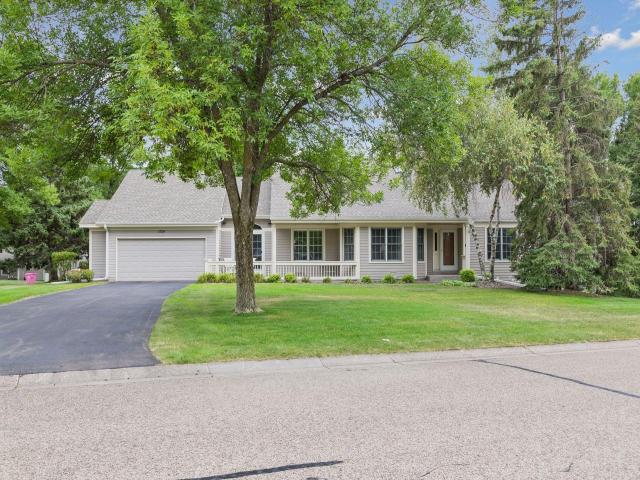 1724 Donegal Drive Woodbury MN 55125 - MLS# 7131706