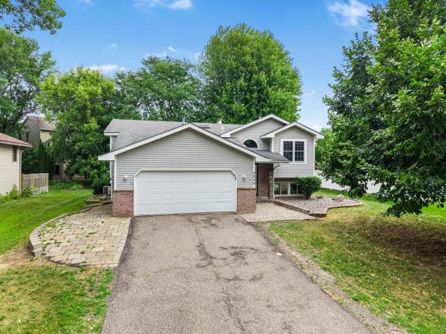 4840 Evergreen Lane N Plymouth MN 55442 - MLS# 7131714