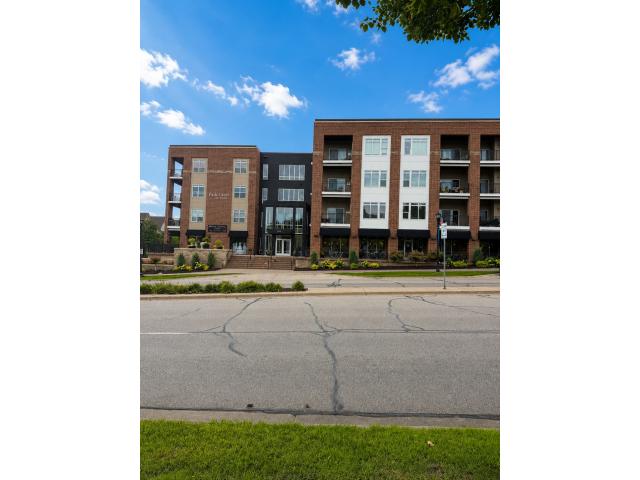 12501 Nicollet Avenue Unit 425 Burnsville MN 55337 - MLS# 7131821