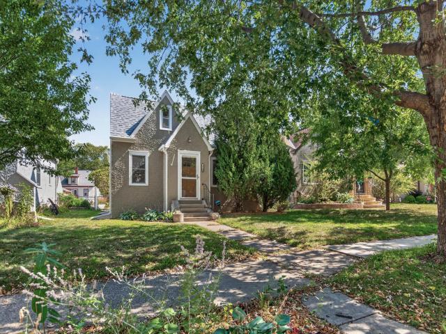 4242 Thomas Avenue N Minneapolis MN 55412 - MLS# 7131886