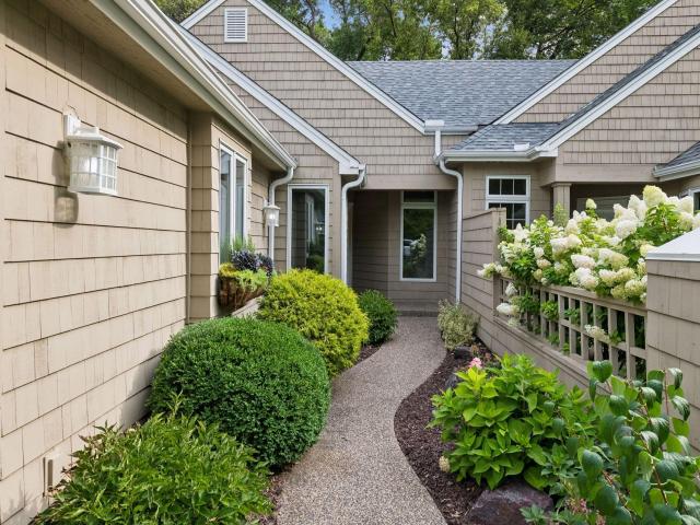 23780 Lawtonka Drive Excelsior MN 55331 - MLS# 7131986