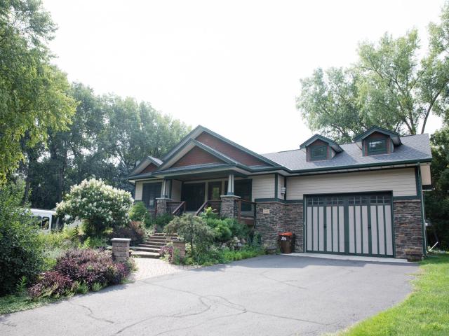 930 County Road C E Maplewood MN 55109 - MLS# 7132005