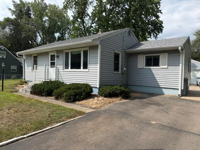 5911 Hodgson Road Shoreview MN 55126 - MLS# 7132160
