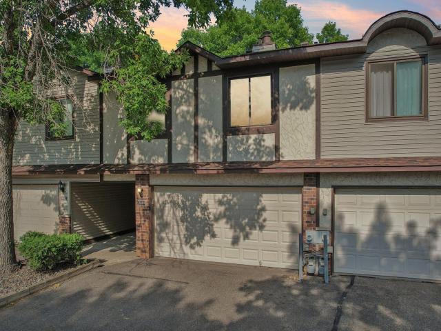 8840 N Maplebrook Court Brooklyn Park MN 55445 - MLS# 7132221