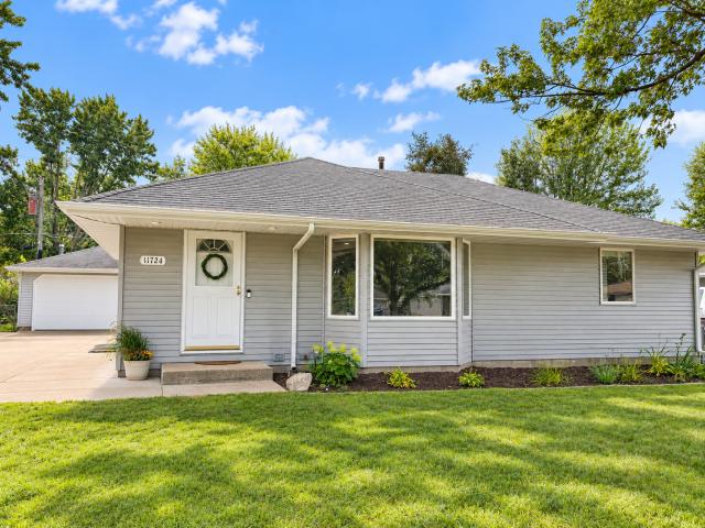 11724 Larch Street NW Coon Rapids MN 55448 - MLS# 7132244