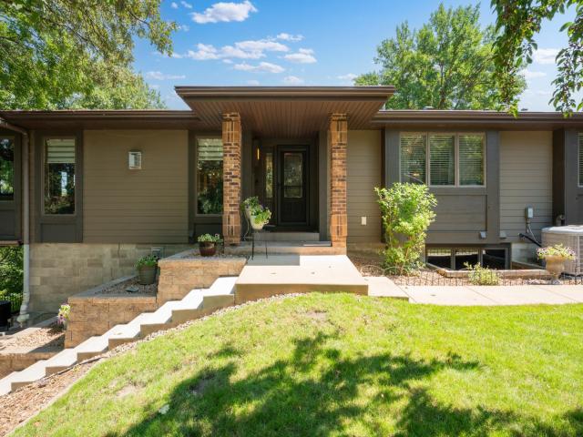 1242 19th Avenue NE Rochester MN 55906 - MLS# 7132345
