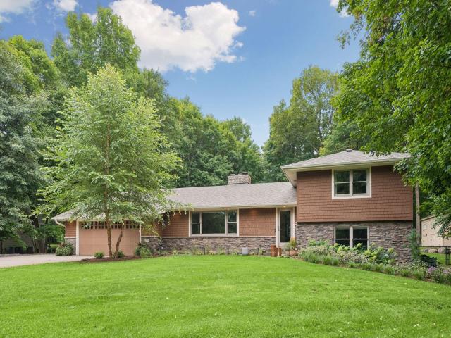27885 Woodside Road Excelsior MN 55331 - MLS# 7132448