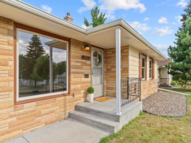 1668 Craig Place Saint Paul MN 55119 - MLS# 7132552
