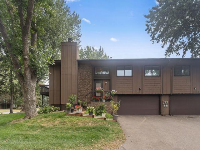 1258 Bridle Path Court White Bear Lake MN 55110 - MLS# 7132603