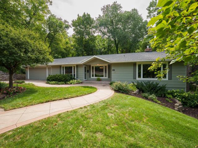 111 W Colvill Street Cannon Falls MN 55009 - MLS# 7132628