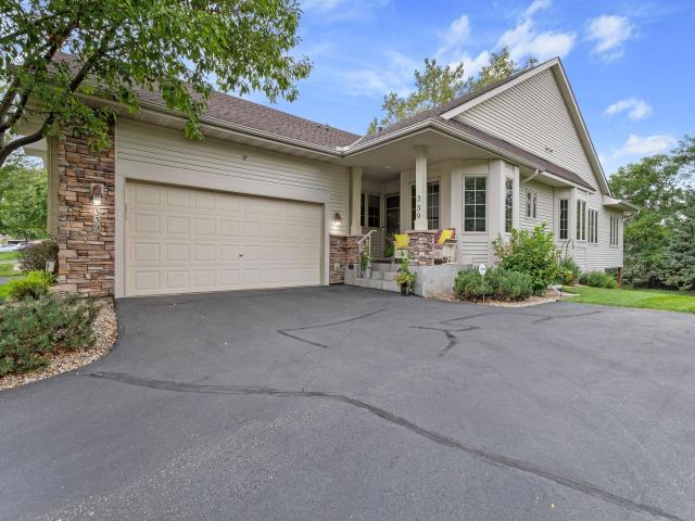 339 Summer Place E Maplewood MN 55117 - MLS# 7132881