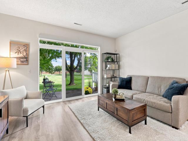 789 Providence Drive Shakopee MN 55379 - MLS# 7132947