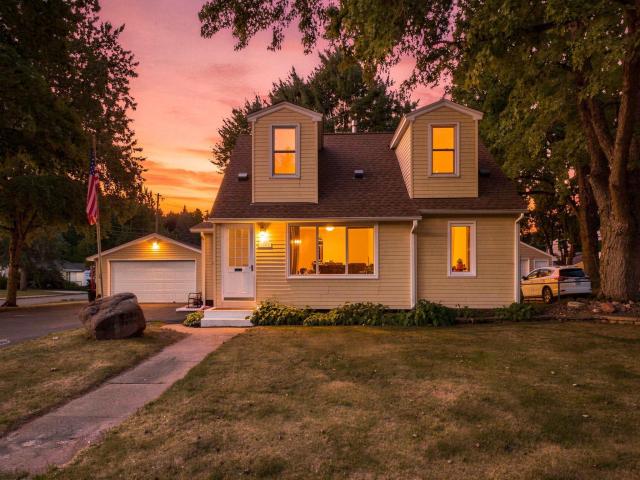 1474 Burke Avenue E Maplewood MN 55109 - MLS# 7133584