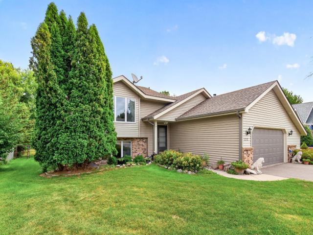 3212 Sunset Lake Drive Burnsville MN 55337 - MLS# 7133604