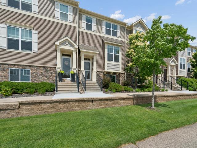 8967 SW Village Loop Chanhassen MN 55317 - MLS# 7133684