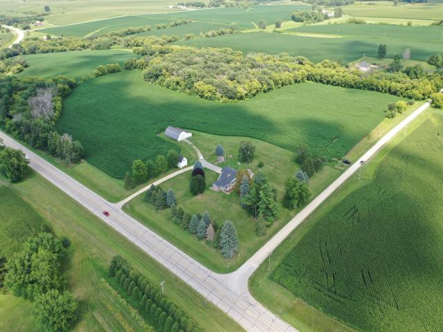 4900 42 Highway NE Eyota MN 55934 - MLS# 7133720