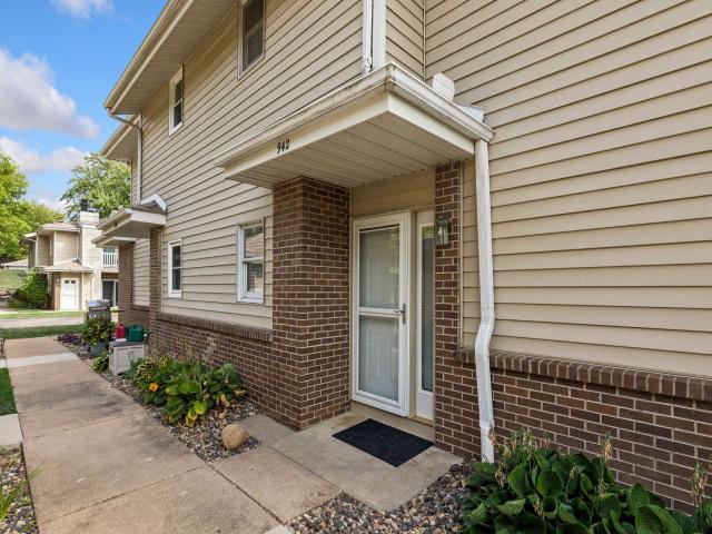 942 E Travelers Trail Unit 58 Burnsville MN 55337 - MLS# 7133821