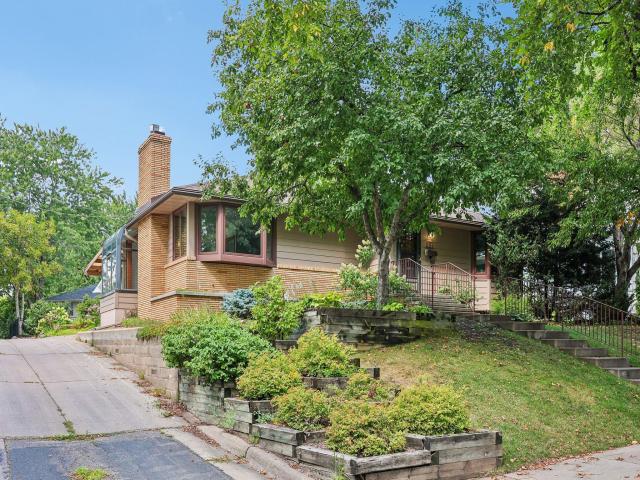 612 Russell Avenue S Minneapolis MN 55405 - MLS# 7133873