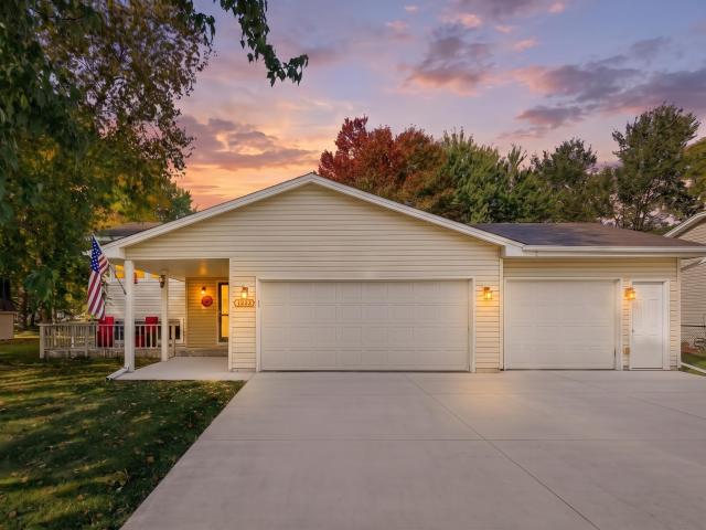 5563 Asbury Street Shoreview MN 55126 - MLS# 7133883