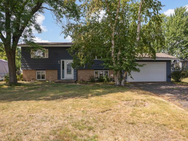 8033 Douglas Drive N Brooklyn Park MN 55443 - MLS# 7133935