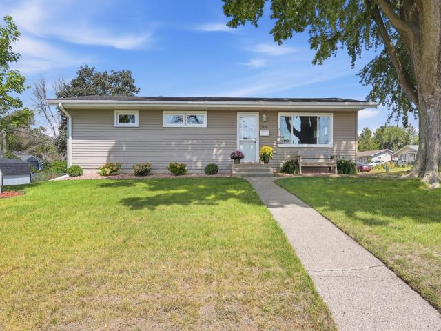 1008 9th Street SW Faribault MN 55021 - MLS# 7134080