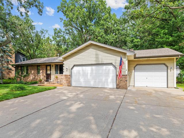 12611 Larch Street NW Coon Rapids MN 55448 - MLS# 7134269