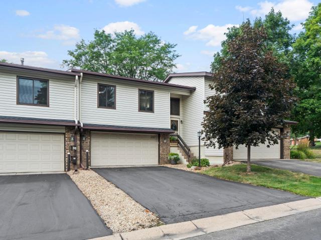 5757 Hyland Courts Drive Bloomington MN 55437 - MLS# 7134365