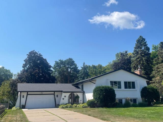 7565 Paul Road Woodbury MN 55125 - MLS# 7134388