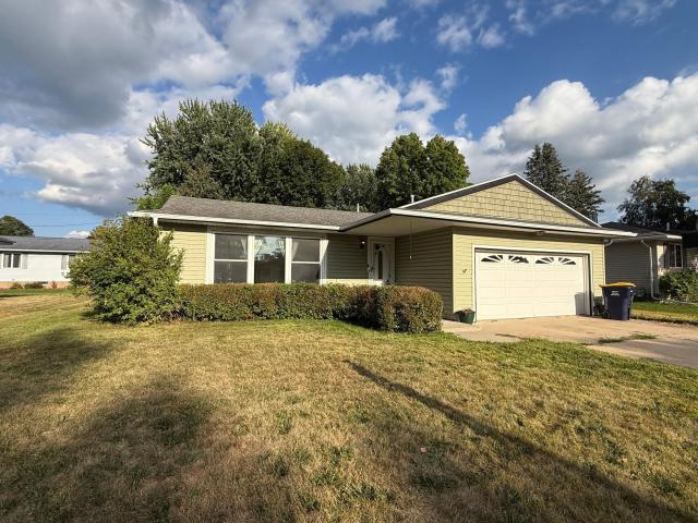 115 1st Avenue SE Plainview MN 55964 - MLS# 7134426