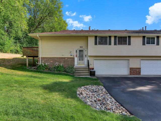 1213 Timbershore Lane Eagan MN 55123 - MLS# 7134431