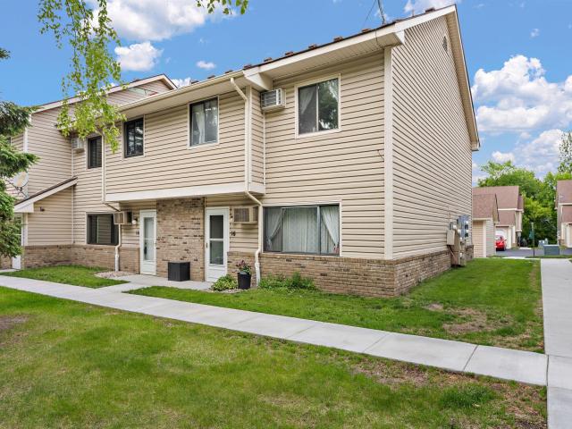 16 E 13th Street Waconia MN 55387 - MLS# 7134508