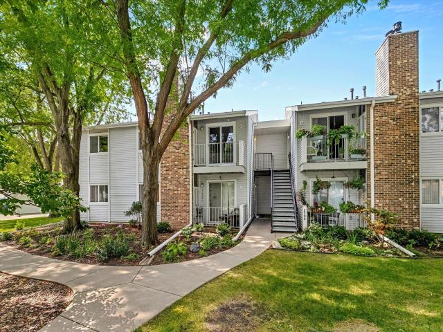 2296 Benson Avenue Unit G Saint Paul MN 55116 - MLS# 7134523