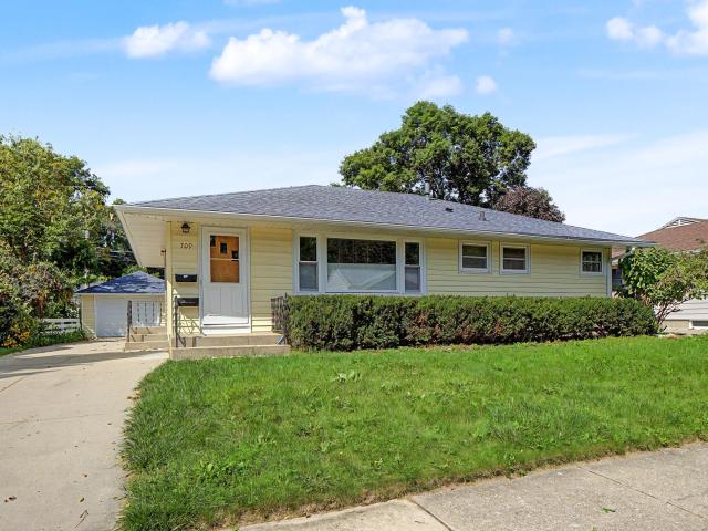 709 18th Avenue NE Rochester MN 55906 - MLS# 7134637