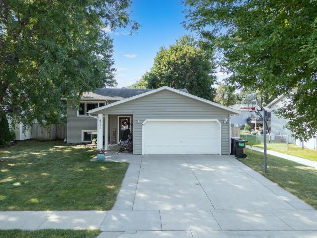 2000 23 1/2 Street SE Rochester MN 55904 - MLS# 7134712