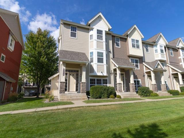 3721 Hazel Trail Unit A Woodbury MN 55129 - MLS# 7134840